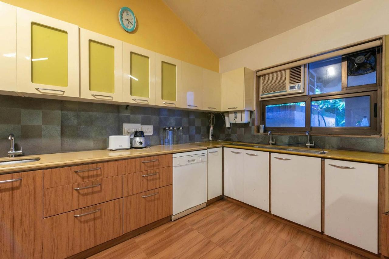 Stayvista'S Casa Palmera - Pet-Friendly Villa With Pool, Garden With Gazebo, And Indoor & Outdoor Games Alībāg Exterior photo