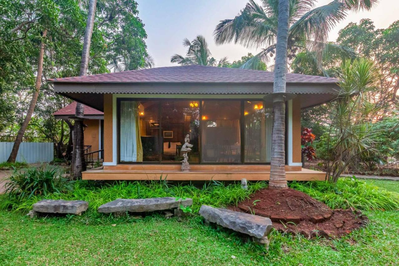 Stayvista'S Casa Palmera - Pet-Friendly Villa With Pool, Garden With Gazebo, And Indoor & Outdoor Games Alībāg Exterior photo